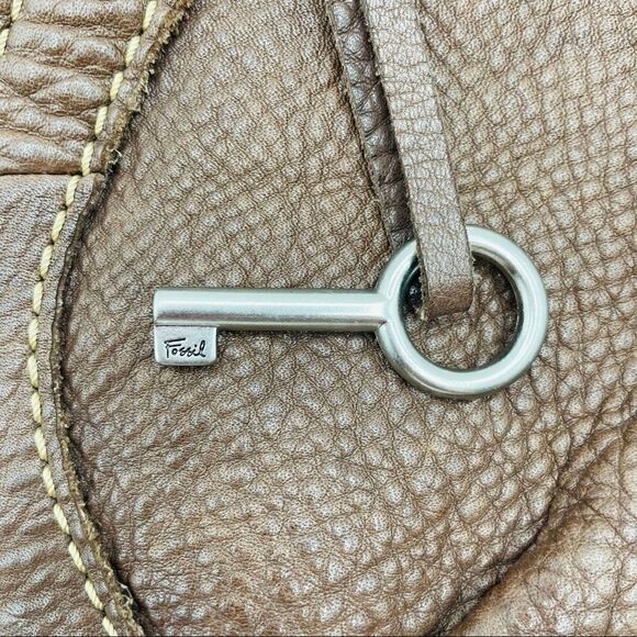 Vintage Fossil Leather Shoulder Bag - Picture 4 of 9